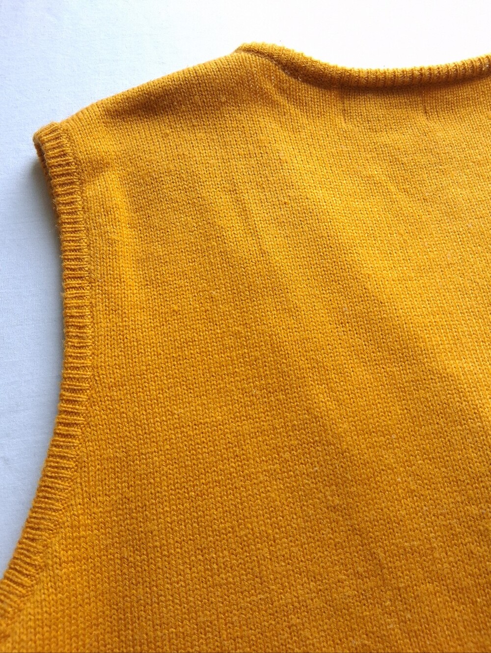 Vintage Sweater Vest Knit Yellow retro women’s size 12 - Picture 7 of 14